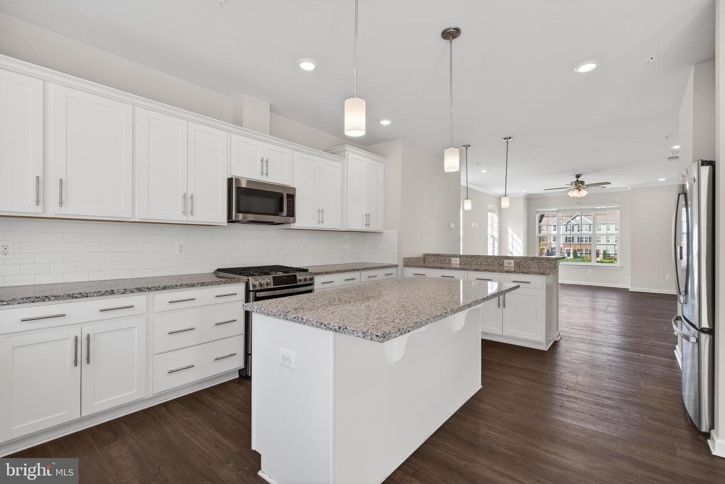 7120 Mchenry Mews photo 11