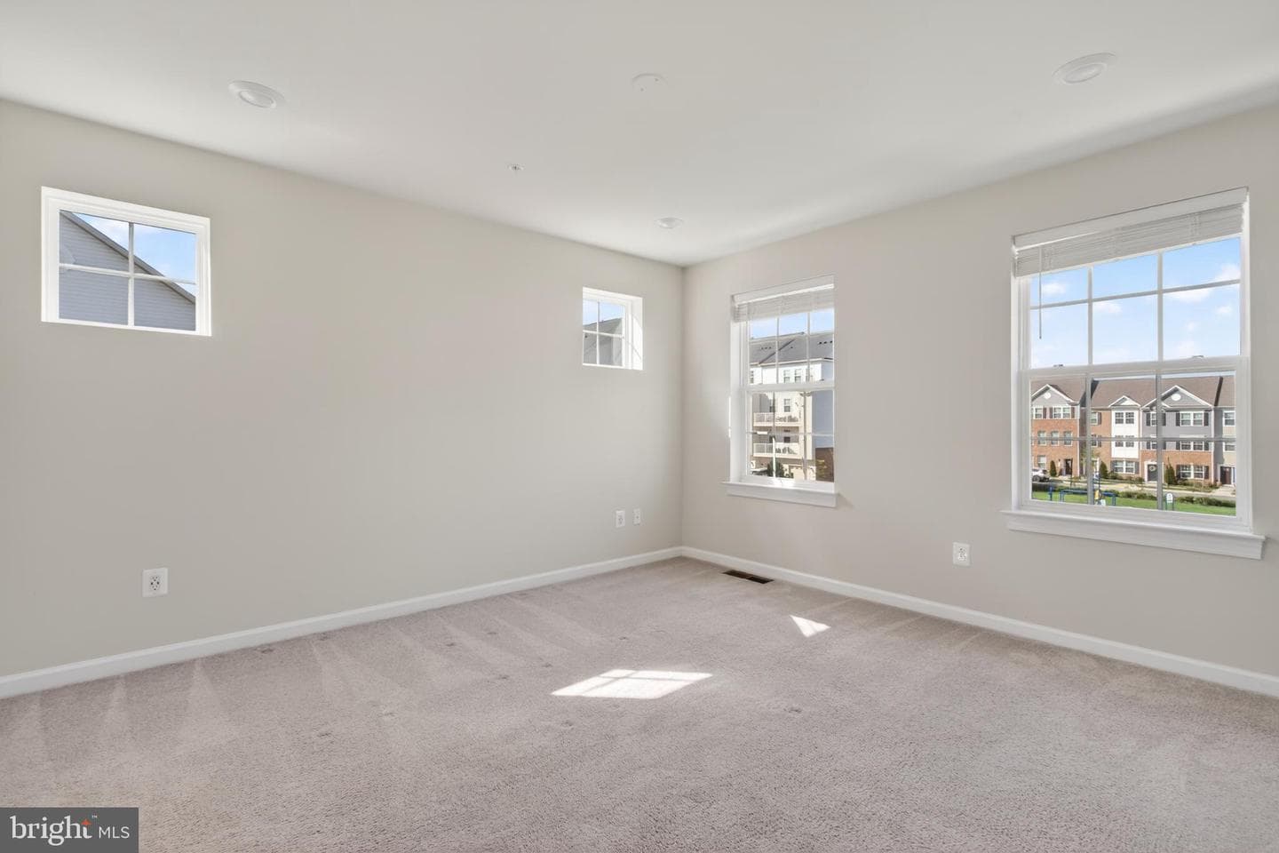 7120 Mchenry Mews photo 19