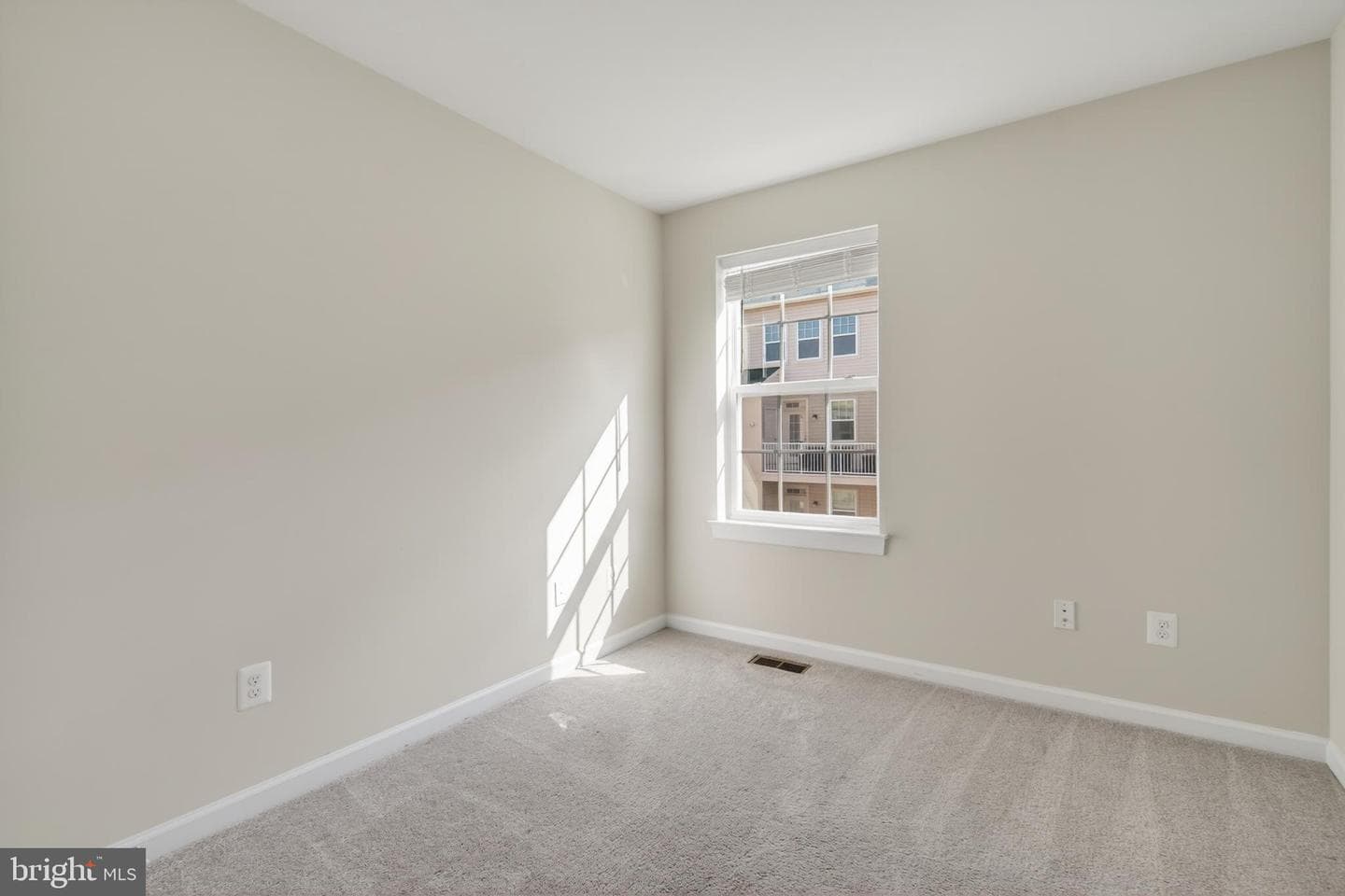 7120 Mchenry Mews photo 26