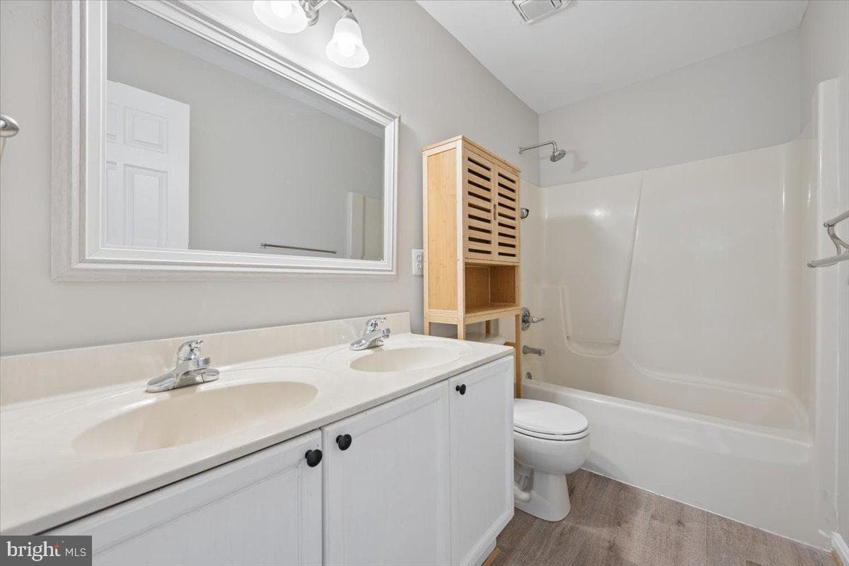 3611 Hope Commons Court photo 30