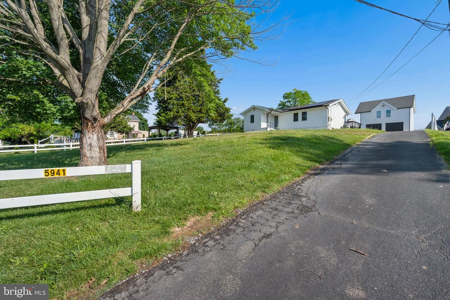 5941 Bartonsville Road photo 71
