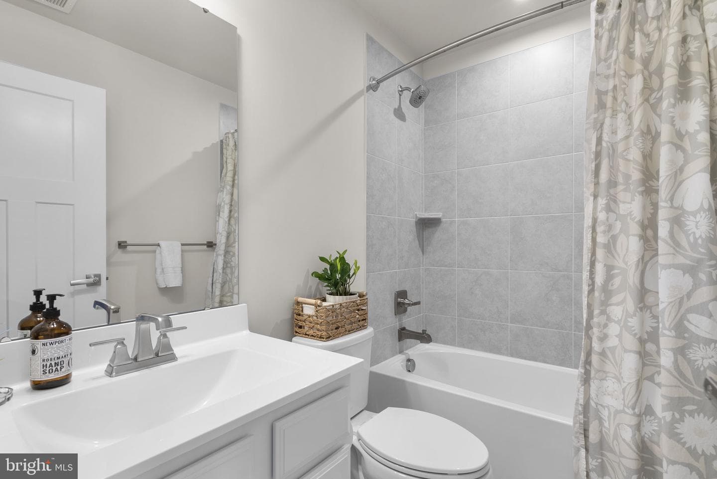 7095 Kokanee Way photo 13