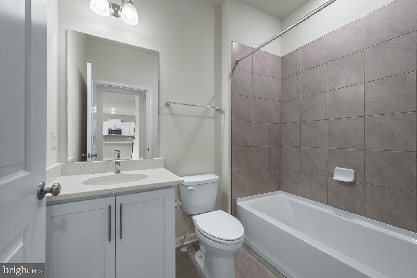 467 Ensemble Way photo 27