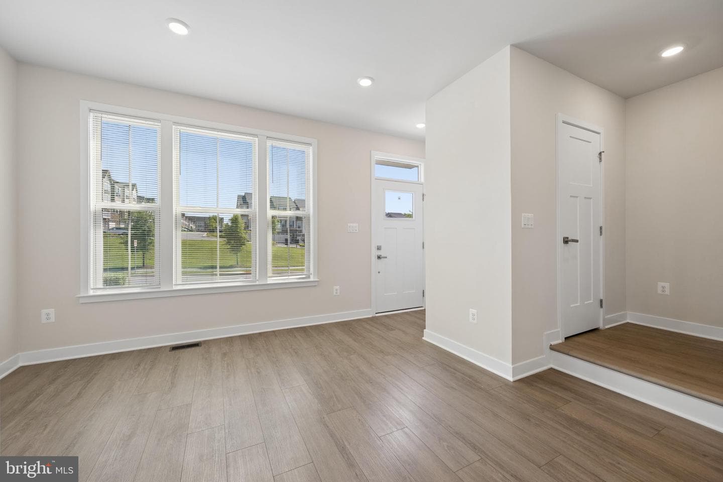 10142 Lake Linganore Blvd photo 22