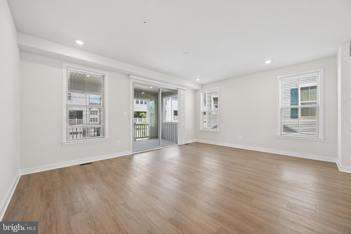 10142 Lake Linganore Blvd photo 3