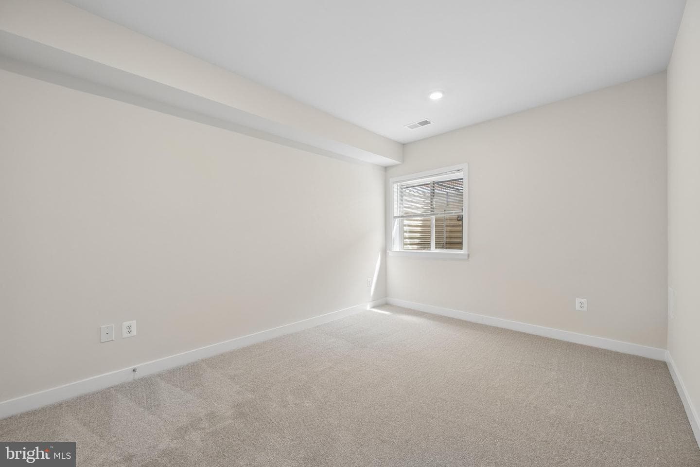 10142 Lake Linganore Blvd photo 48