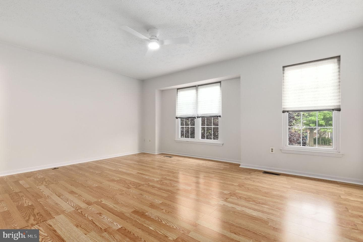 516 Sugarbush Circle photo 17