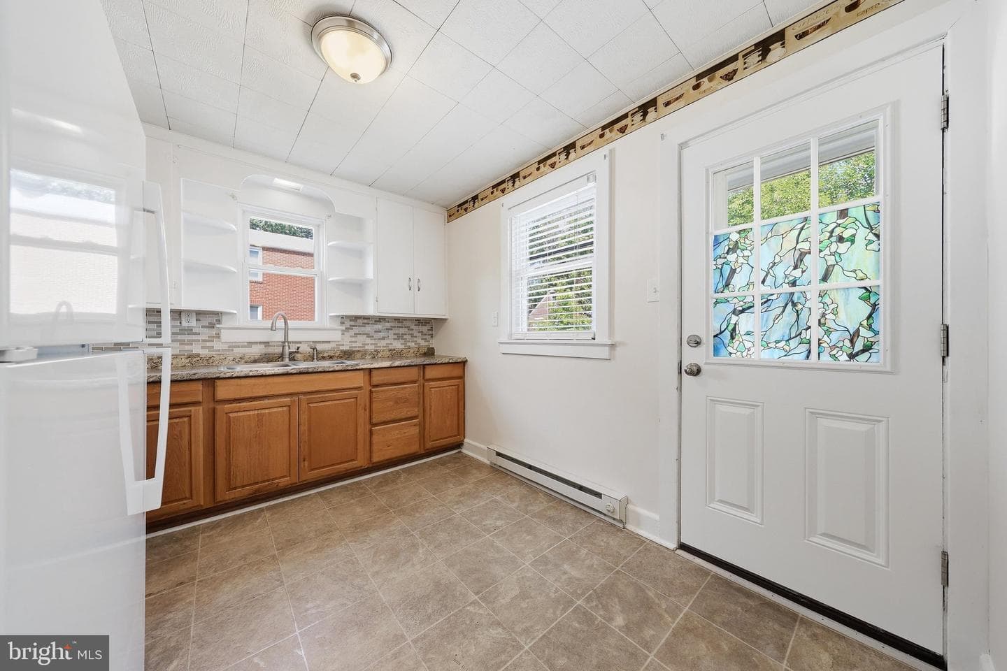 624 Military Road photo 14