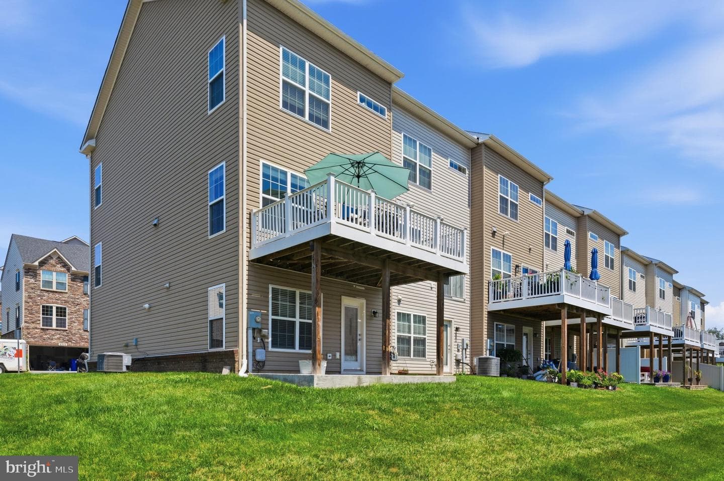6251 Alexa Street photo 47