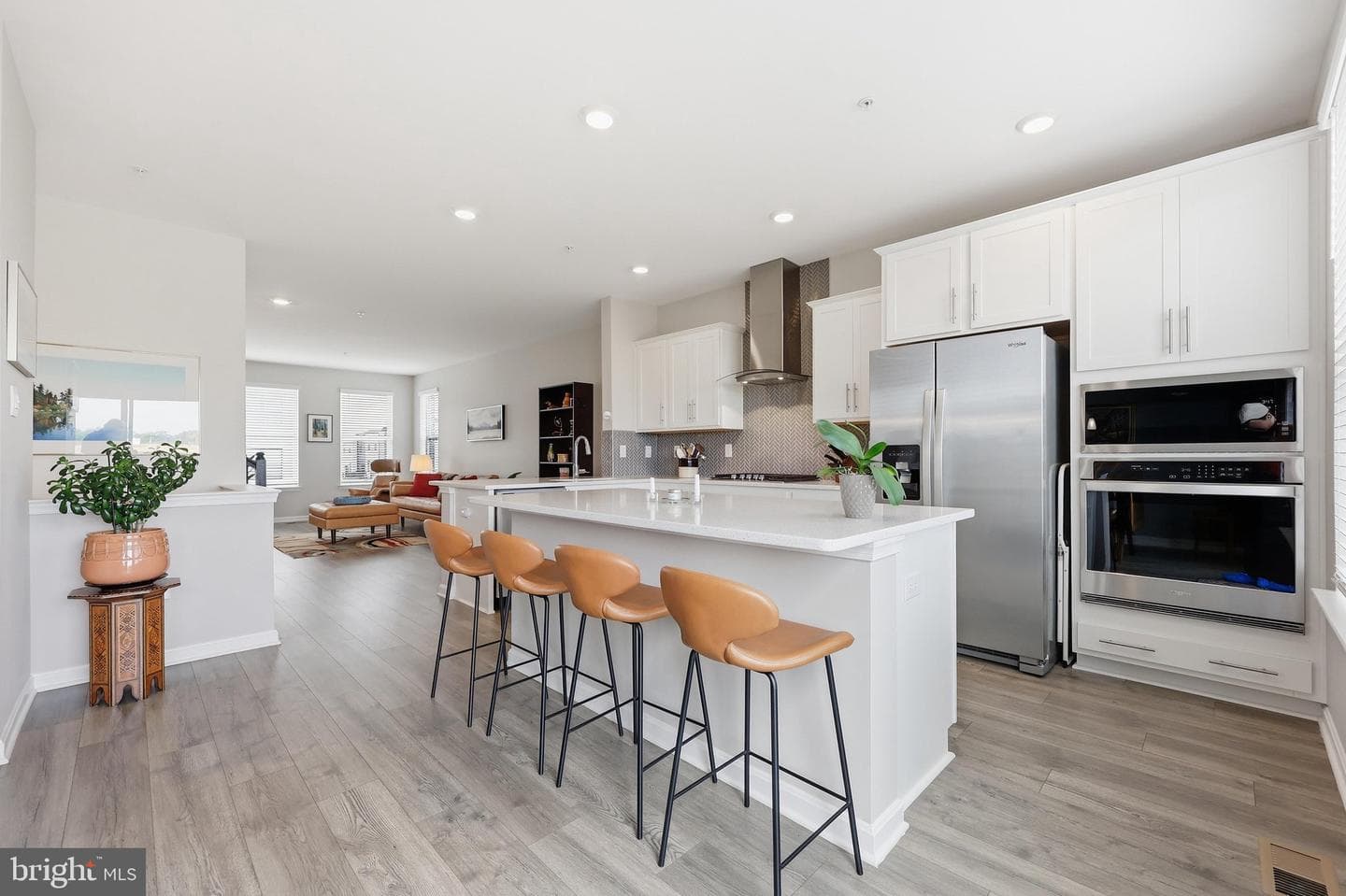 486 Tiller Street photo 15