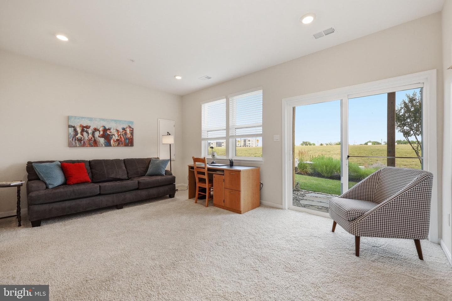 486 Tiller Street photo 33