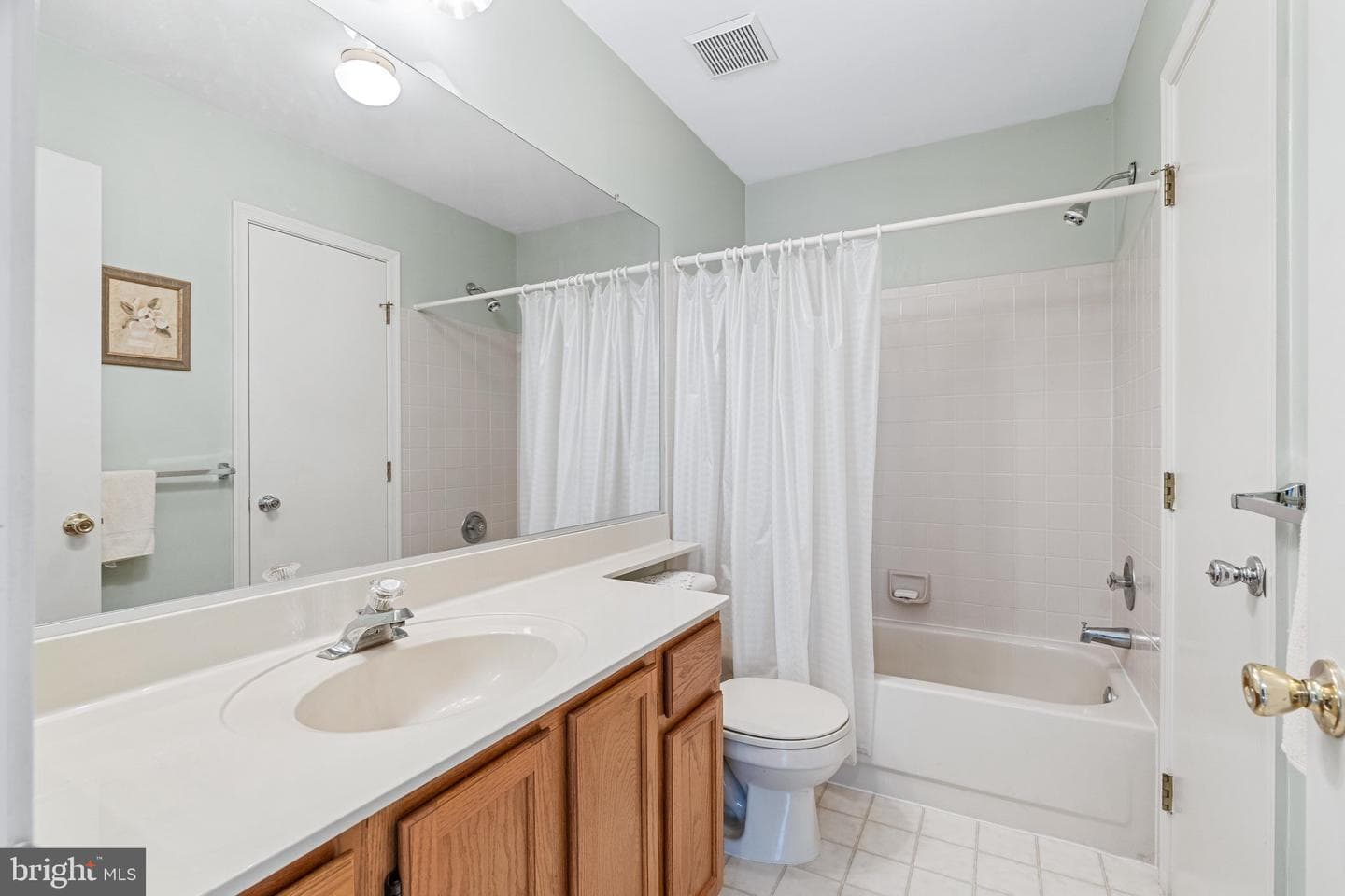 869 Waterford Drive photo 29