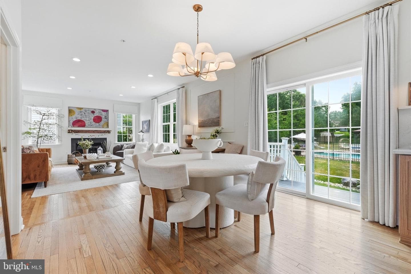 415 William Plummer Street photo 11