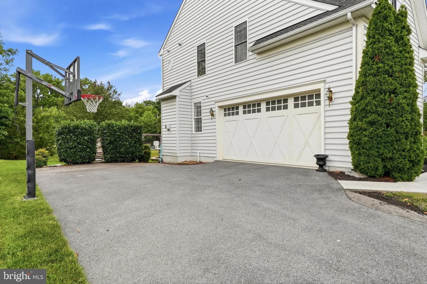 415 William Plummer Street photo 57