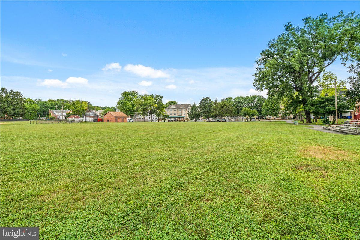 46 Hamilton Avenue photo 36