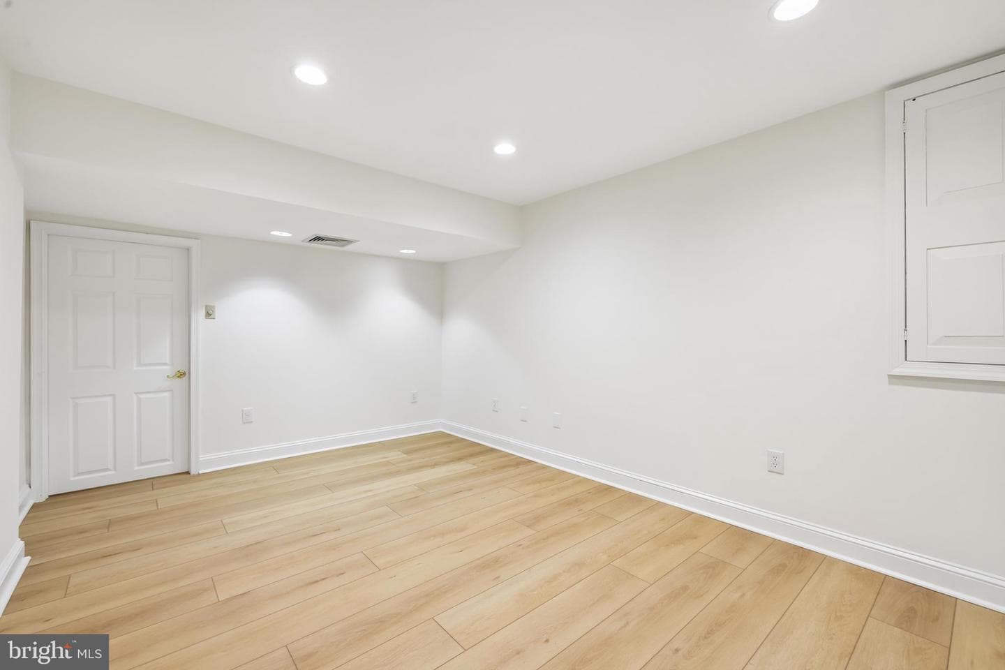6650 Lake Front Court photo 36