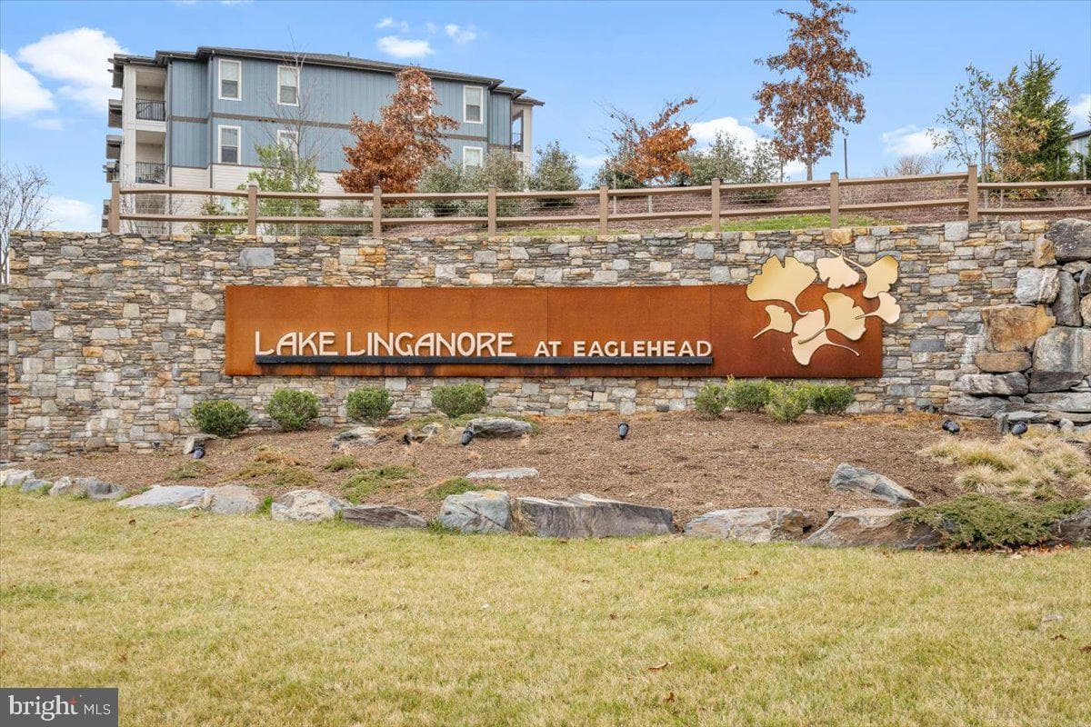 5733 Meadowood Street #303 photo 40