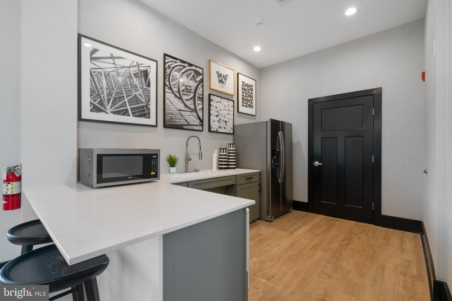 237 Moonroe Avenue photo 46