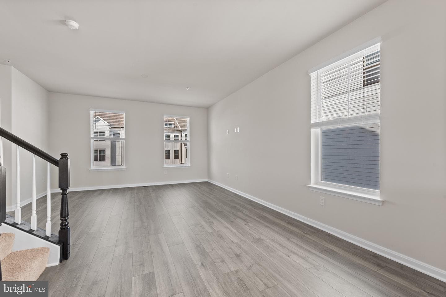 341 Ensemble Way photo 16