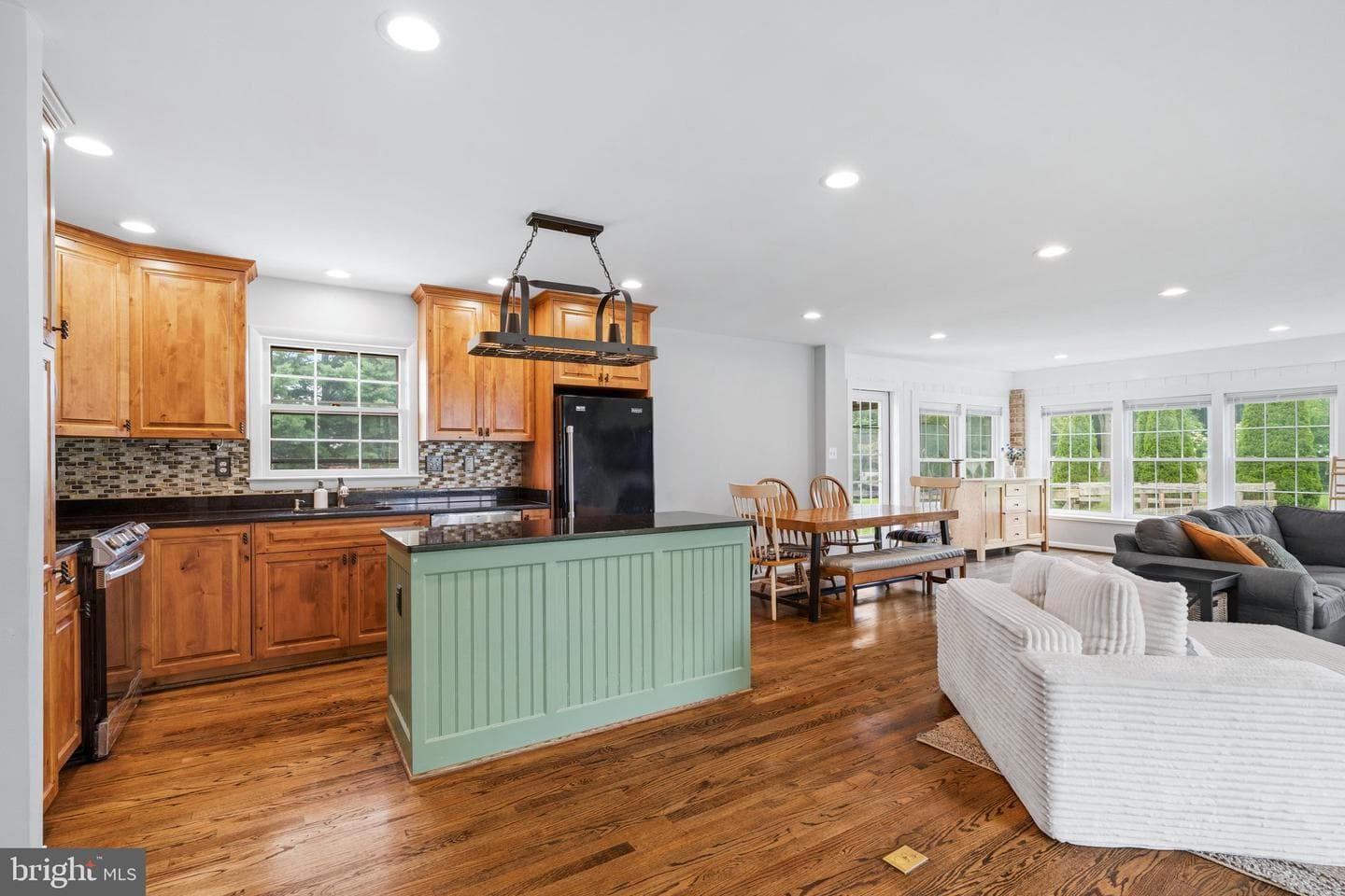 7902 Juniper Drive photo 6