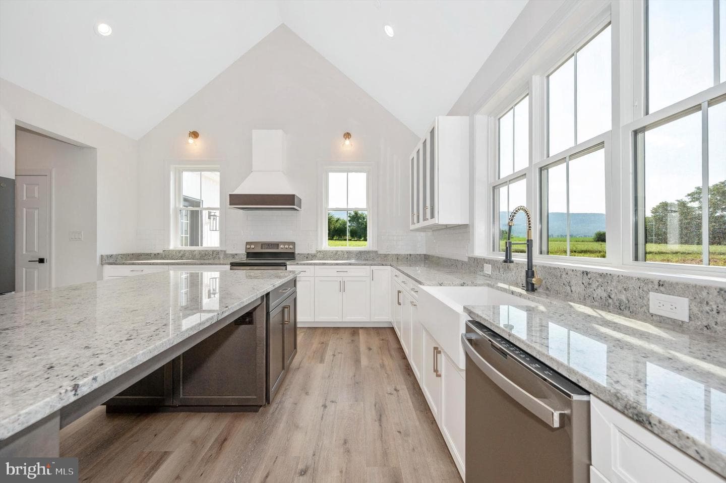 17023 Raven Rock Road photo 22