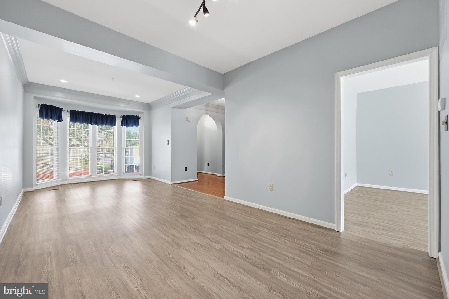 2215 Parish Lane photo 8