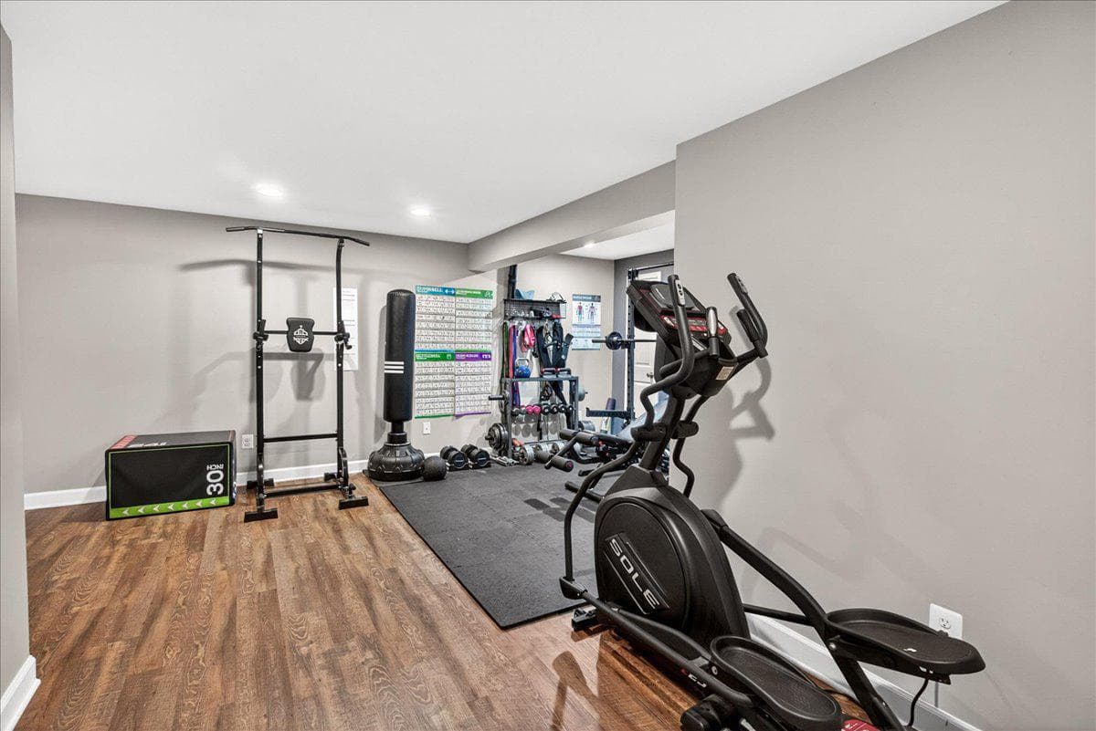 9710 Woodfield Court photo 42