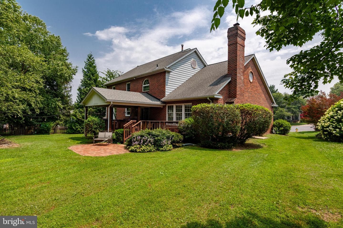 2425 Hunters Chase Court photo 6