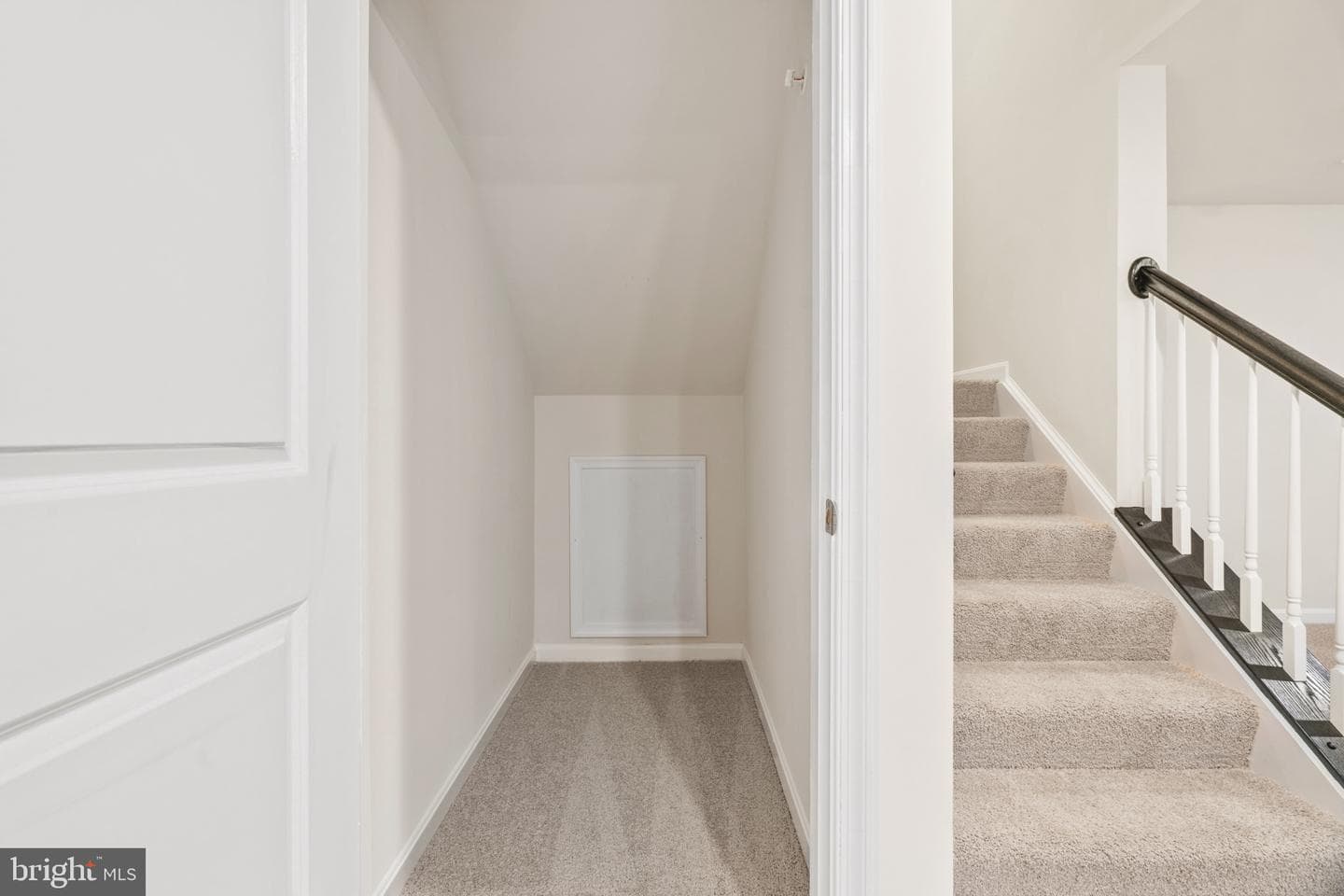 460 Ensemble Way photo 22