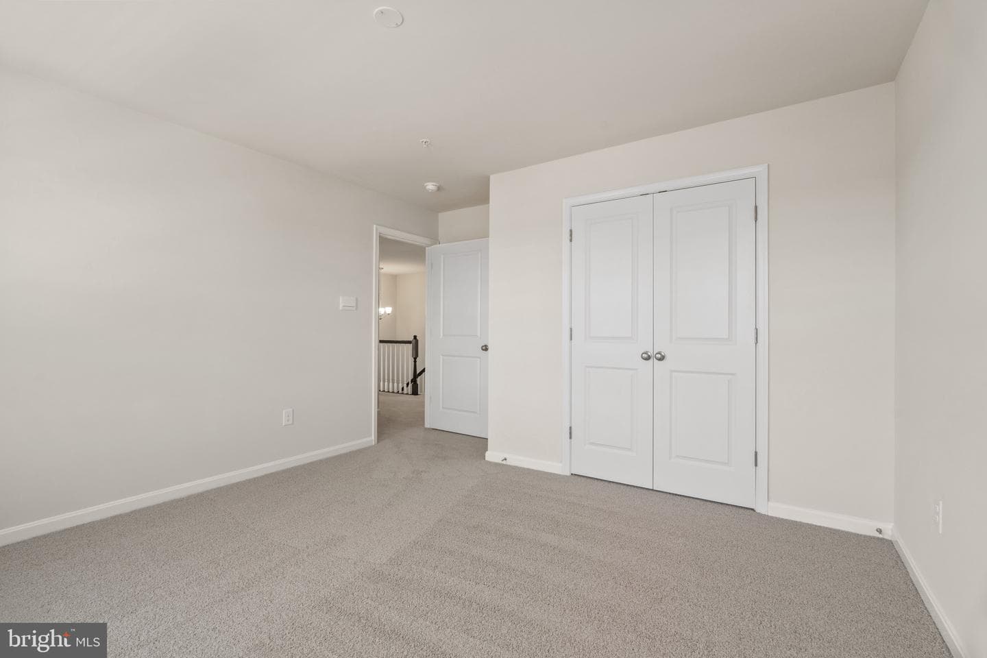 460 Ensemble Way photo 34