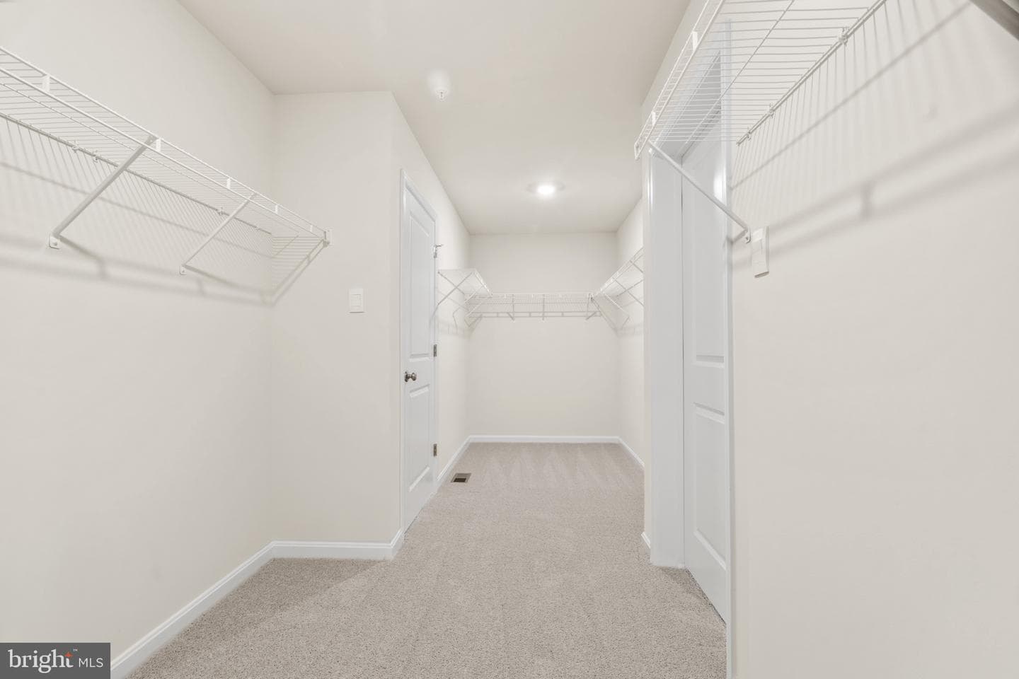 460 Ensemble Way photo 54