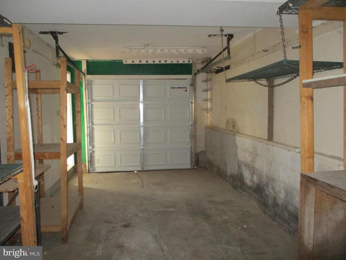 1605 Samantha Drive photo 16