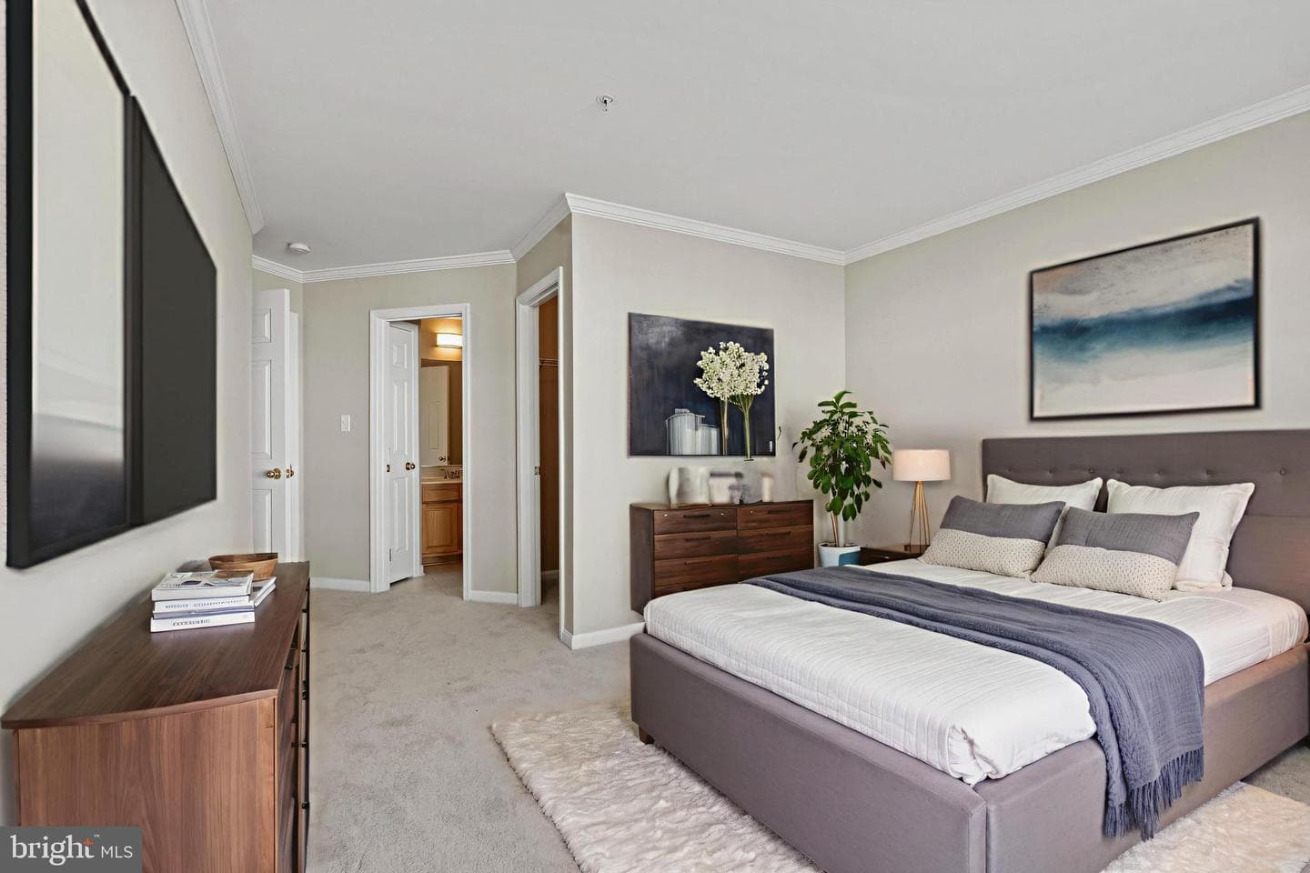 414 Granville Court photo 32