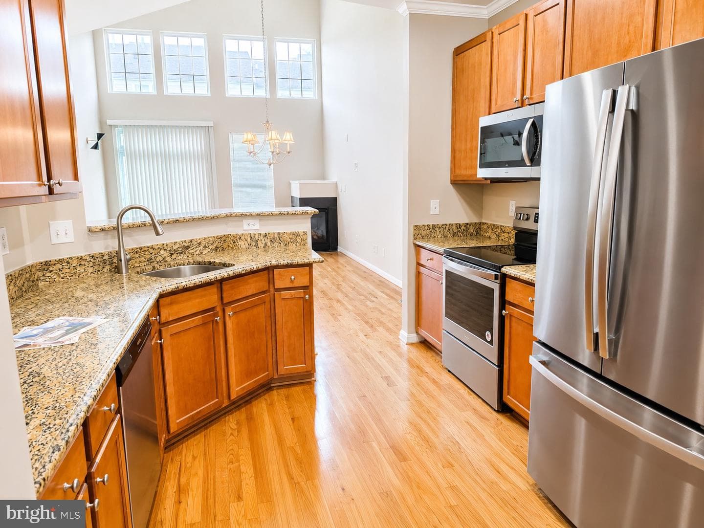 414 Granville Court photo 8