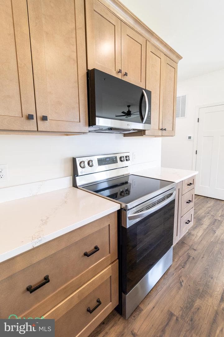 2115 Nuttal Avenue photo 26