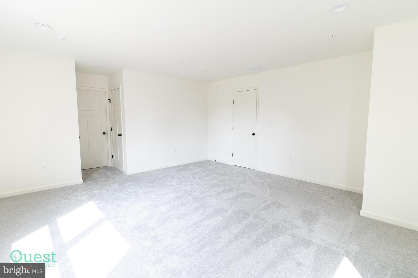 2115 Nuttal Avenue photo 32