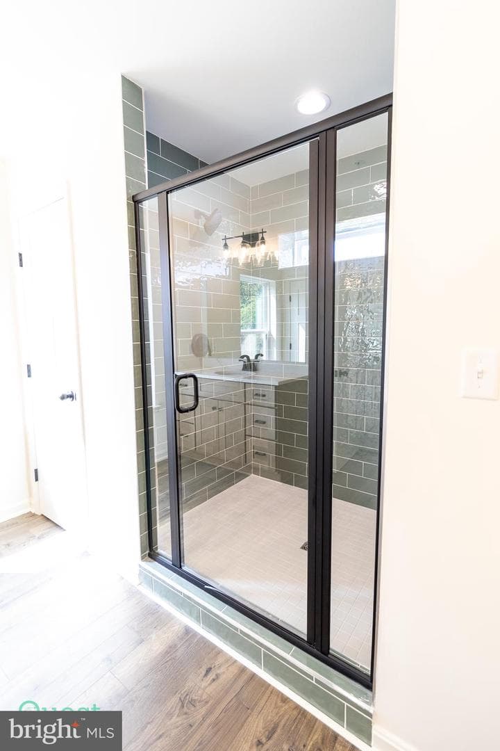 2115 Nuttal Avenue photo 44
