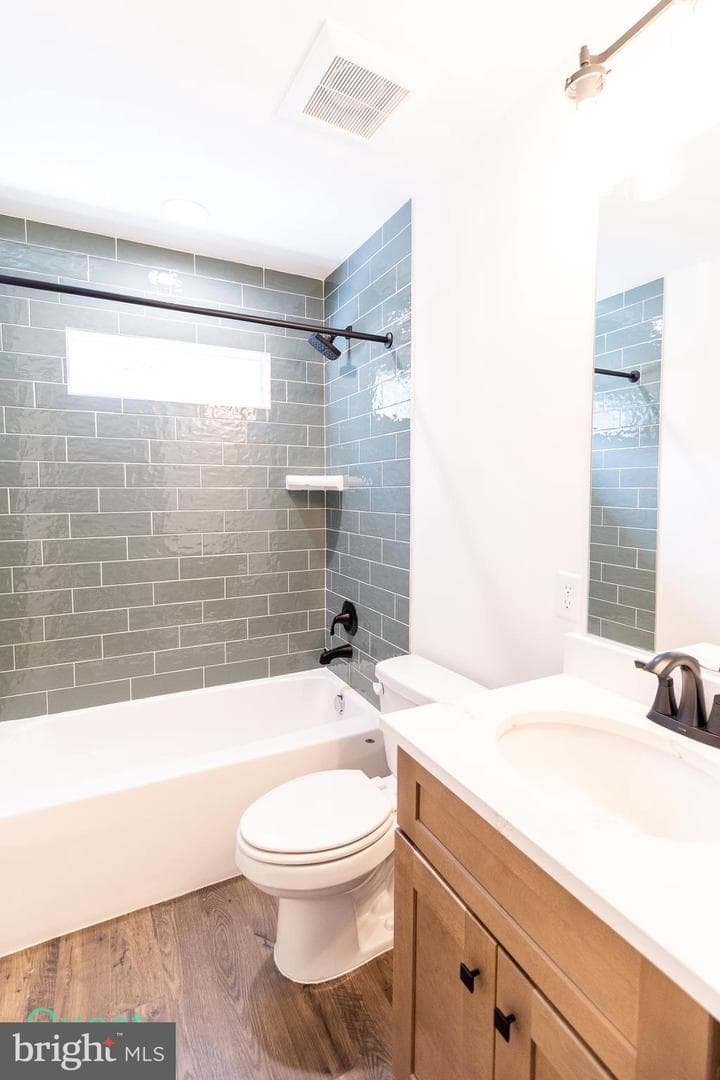 2115 Nuttal Avenue photo 58