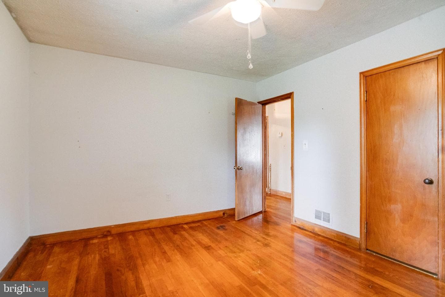1405 Pomeroy Avenue photo 25
