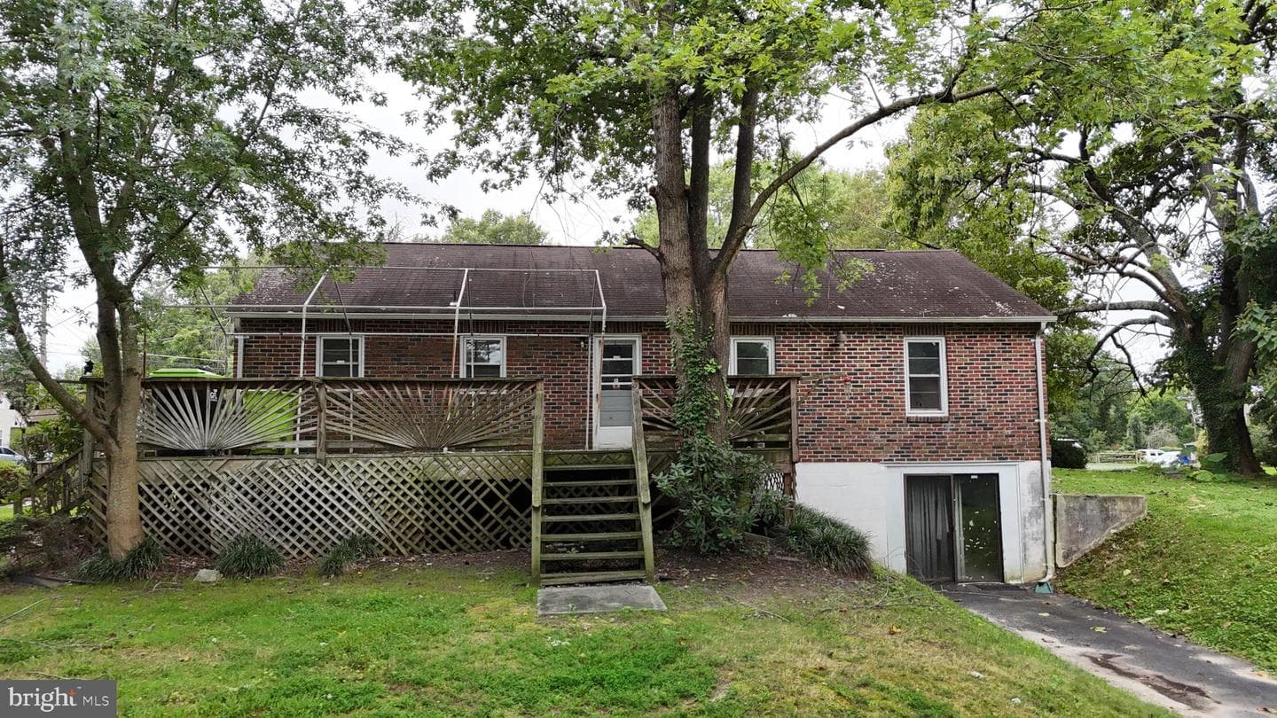 1405 Pomeroy Avenue photo 54