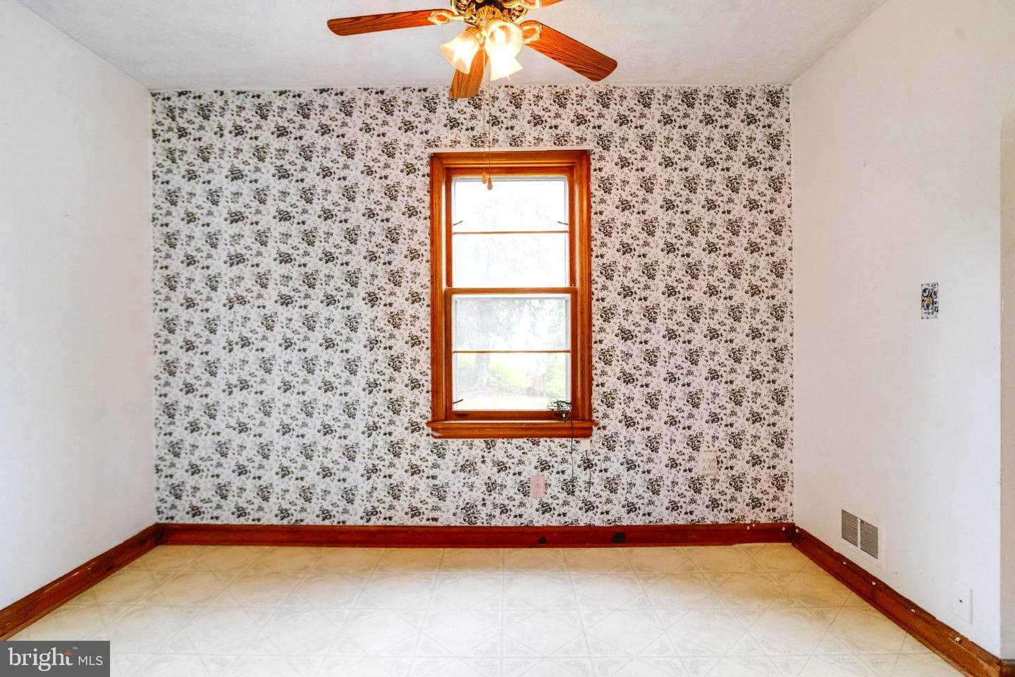 1405 Pomeroy Avenue photo 7