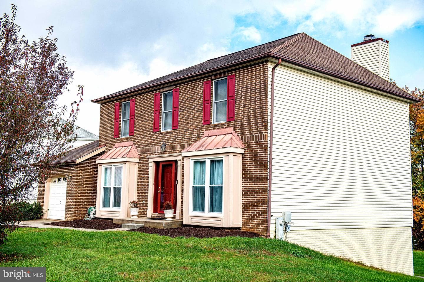 1415 Valley Forge Way photo 3
