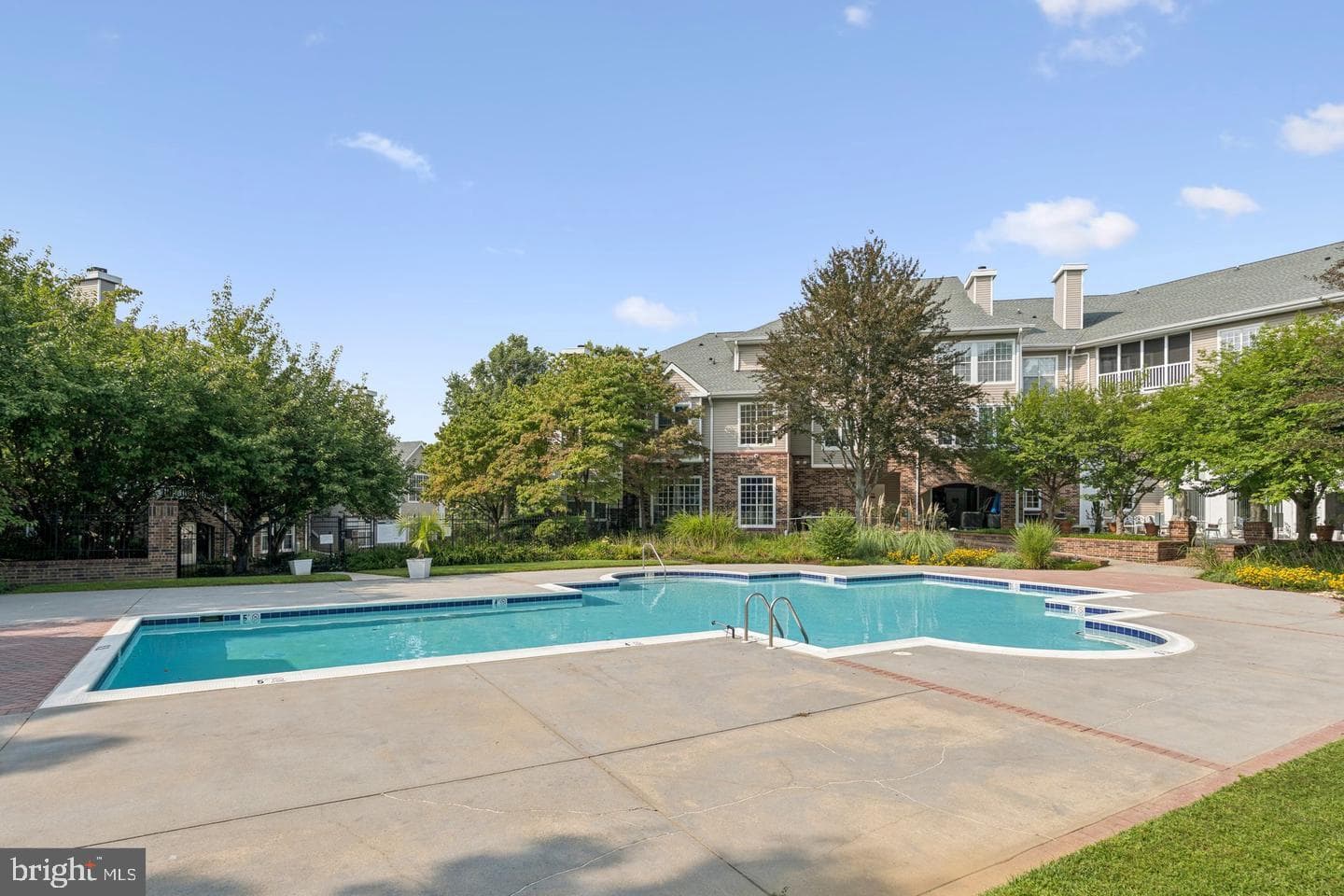606 Squire Lane #606-A photo 30