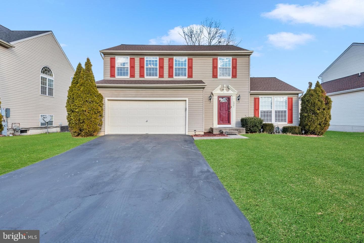2961 Siwanoy Drive photo 2