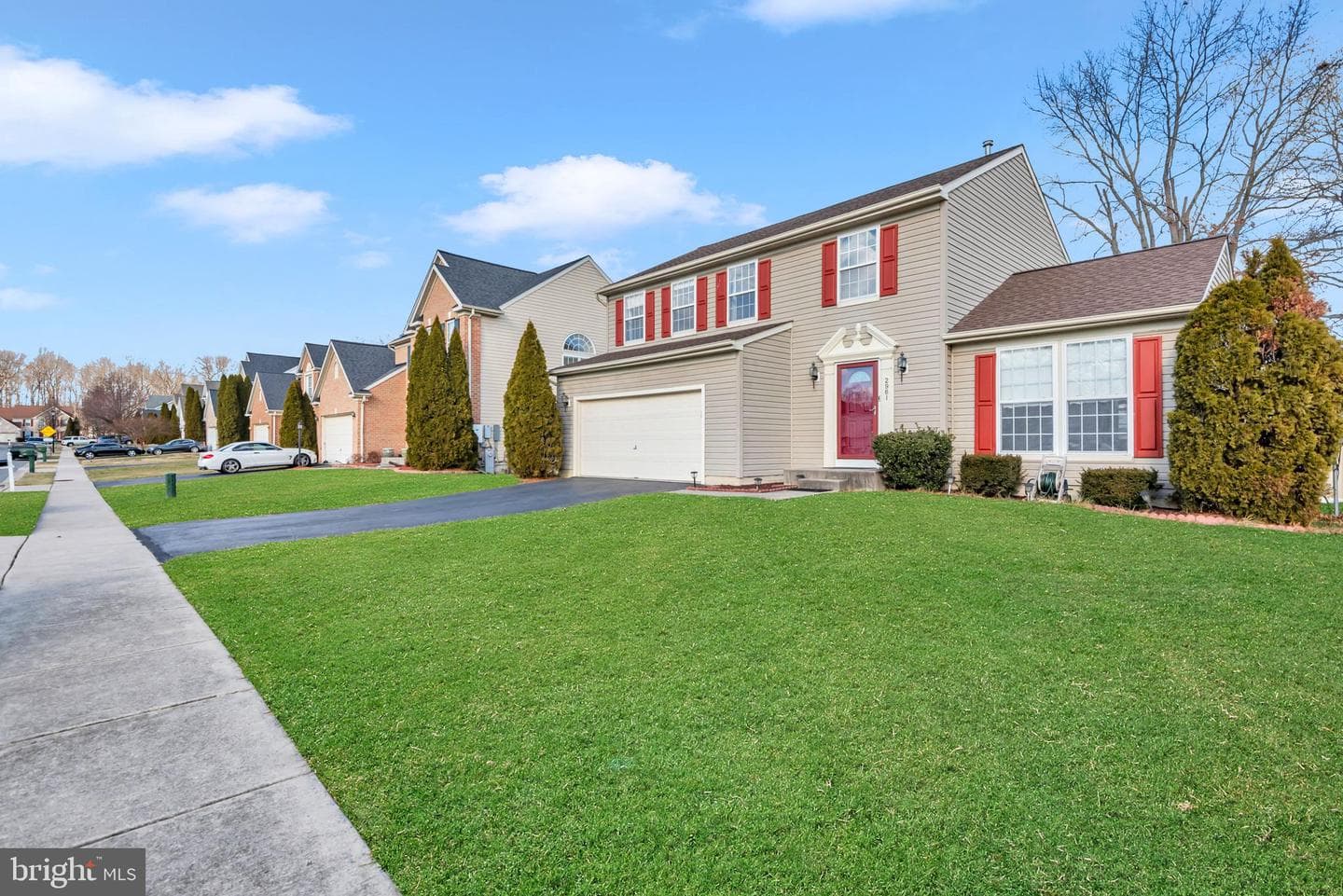 2961 Siwanoy Drive photo 3