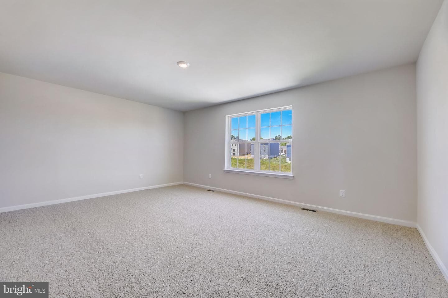 804 Hyssop Court photo 23