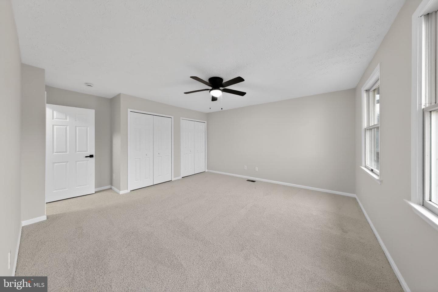 225 Heather Way photo 15