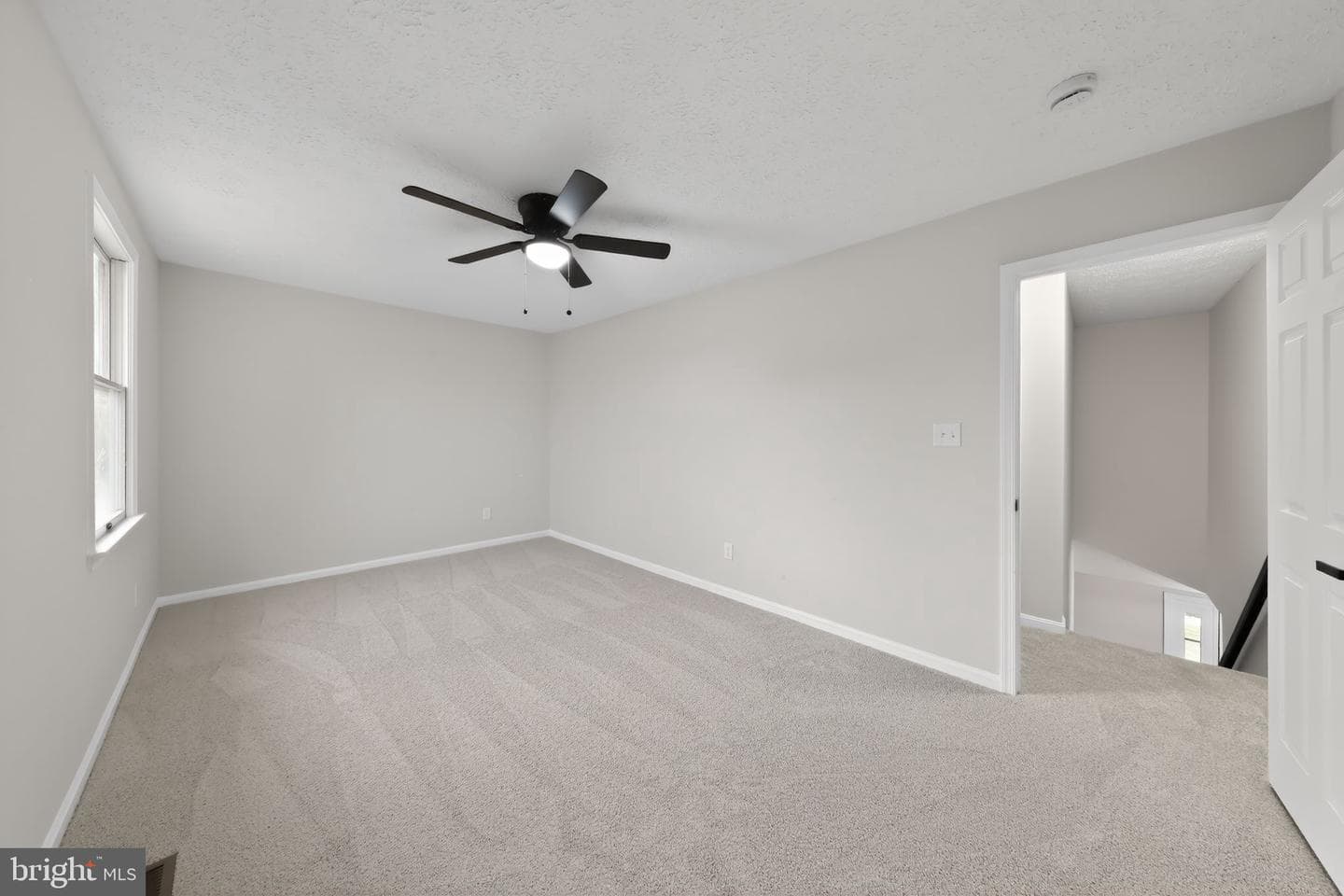 225 Heather Way photo 24