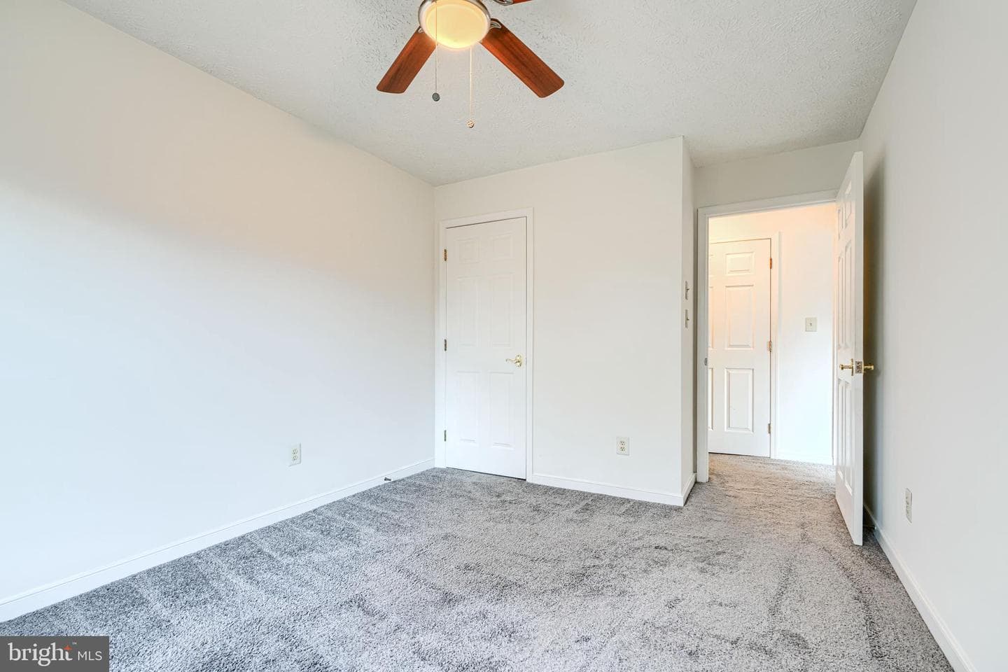 112 Gwen Drive #112-1k photo 26