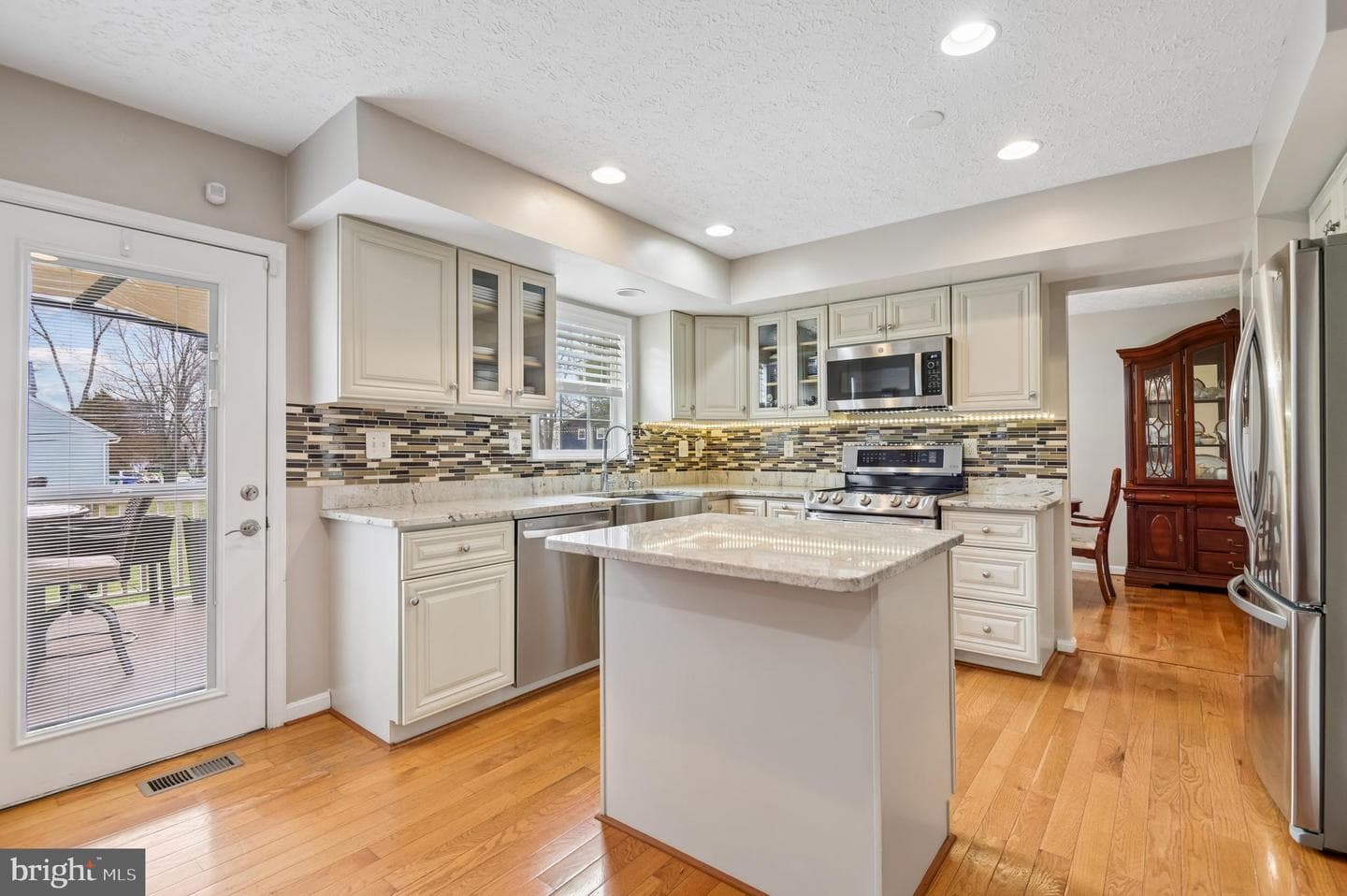 479 Manor Road photo 12